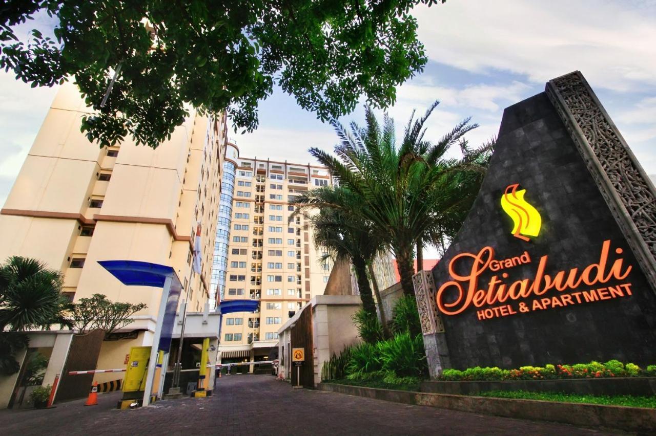 Youre At - Grand Setiabudhi Apartment Bandung Eksteriør billede
